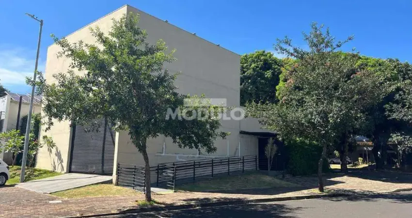 Barracão / Galpão / Depósito para alugar na Avenida Afonso Pena, --, Granja Marileusa, Uberlândia