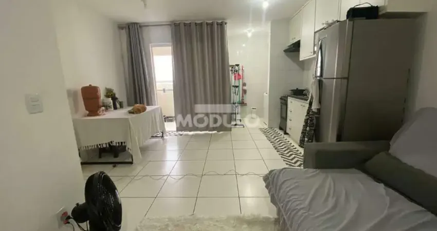 APARTAMENTO à venda, 2 quartos, 1 suíte, 1 vaga, Jardim Europa - Uberlândia/MG