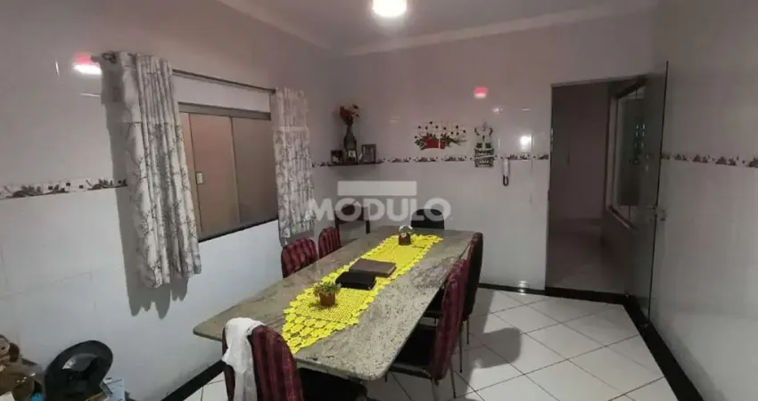 Casa Residencial para locação no CIDADE JARDIM