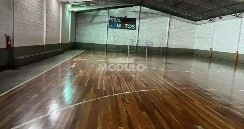 Galpão comercial para locação no Marta Helena