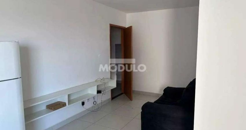 Apartamento para locação, bairro Novo Mundo com 2 quartos