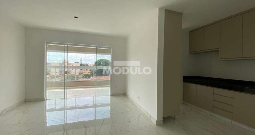 Apartamento Residencial para locação no Santa Mônica com 3 quartos