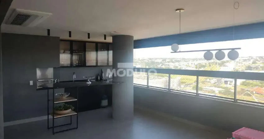 APARTAMENTO à venda, 3 quartos, 3 suítes, 3 vagas, MORADA DA COLINA - Uberlândia/MG