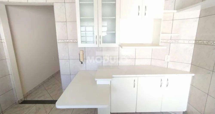CASA RESIDENCIAL à venda, 3 quartos, 1 suíte, 2 vagas, Planalto - Uberlândia/MG
