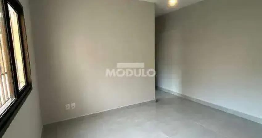 APARTAMENTO à venda, 2 quartos, 1 vaga, Patrimônio - Uberlândia/MG