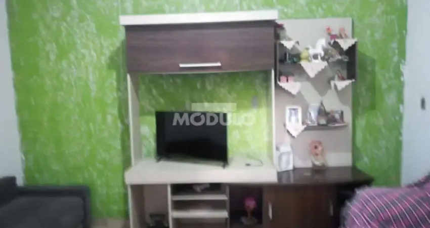 CASA RESIDENCIAL à venda, 4 quartos, 1 suíte, 4 vagas, Jardim Europa - Uberlândia/MG