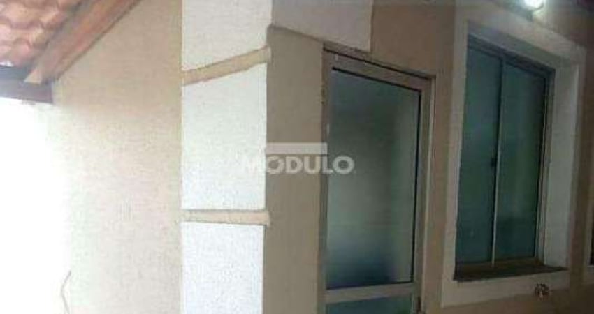 Apartamento para locação bairro Brasil com 2 quartos