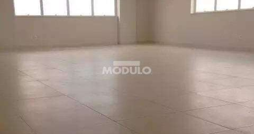Sala comercial para alugar na Avenida Rondon Pacheco, --, Tabajaras, Uberlândia