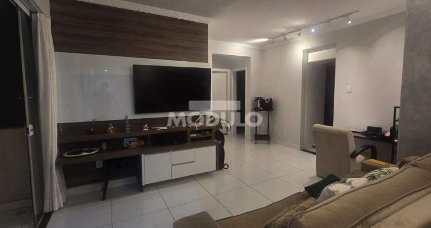 APARTAMENTO à venda, 2 quartos, 1 suíte, 2 vagas, Santa Mônica - Uberlândia/MG