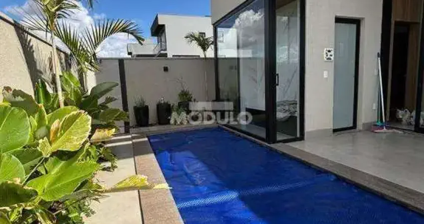 CASA DE CONDOMÍNIO à venda, 3 quartos, 3 suítes, 4 vagas, GRANJA MARILEUSA - Uberlândia/MG