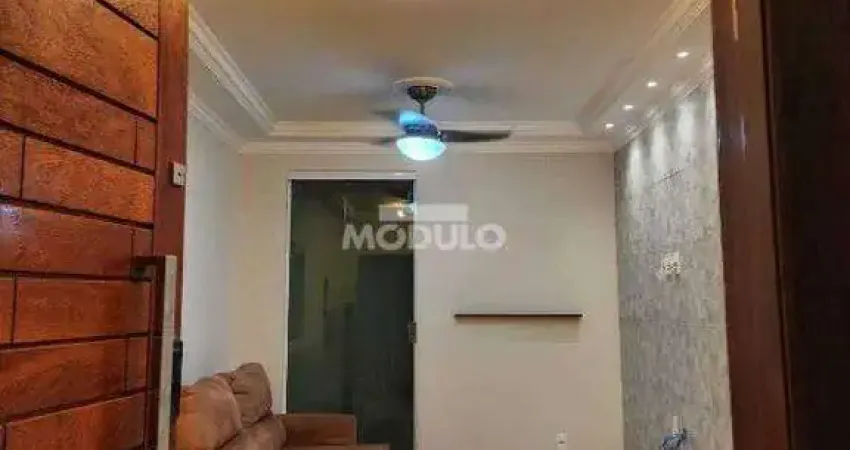 CASA RESIDENCIAL à venda, 3 quartos, 1 suíte, 3 vagas, Granada - Uberlândia/MG