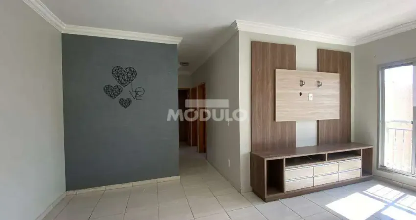 Apartamento residencial para locação, bairro Tubalina com 3 quartos