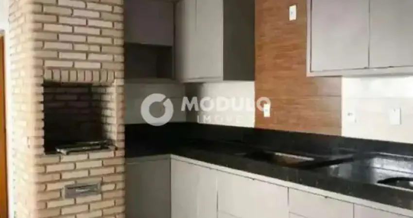 Casa com 3 quartos para alugar na Rua Antenor Rangel, --, Santa Rosa, Uberlândia