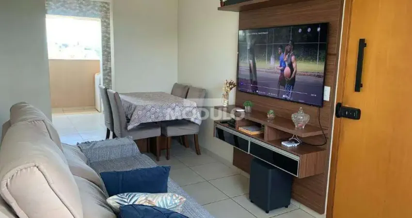 APARTAMENTO à venda, 2 quartos, 1 suíte, 1 vaga, JARAGUA - Uberlândia/MG