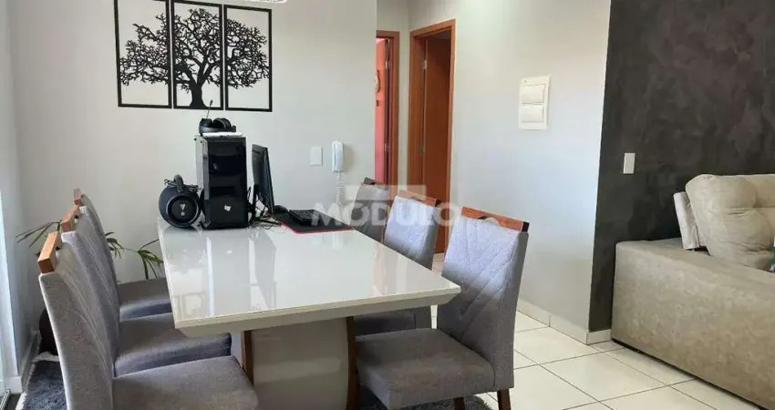 APARTAMENTO à venda, 2 quartos, 1 vaga, Jardim Brasília - Uberlândia/MG