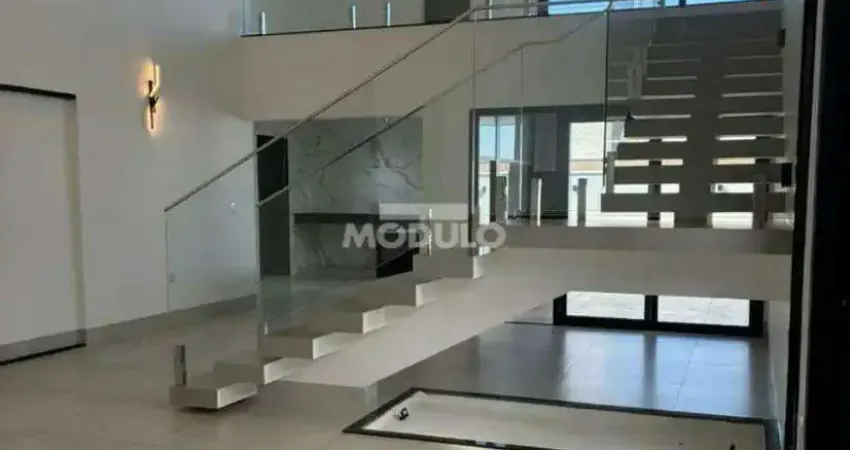CASA DE CONDOMÍNIO à venda, 4 quartos, 4 suítes, 4 vagas, GRANJA MARILEUSA - Uberlândia/MG