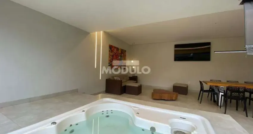 CASA DE CONDOMÍNIO à venda, 3 quartos, 3 suítes, 4 vagas, Aclimação - Uberlândia/MG
