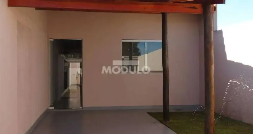 CASA RESIDENCIAL à venda, 2 quartos, 1 suíte, 1 vaga, Shopping Park - Uberlândia/MG