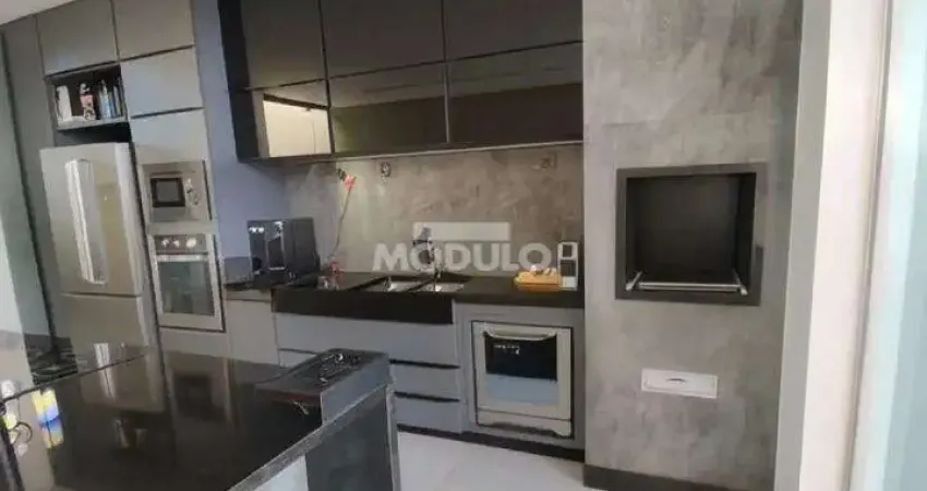 Casa Residencial para locação no bairro Bosque dos Buritis