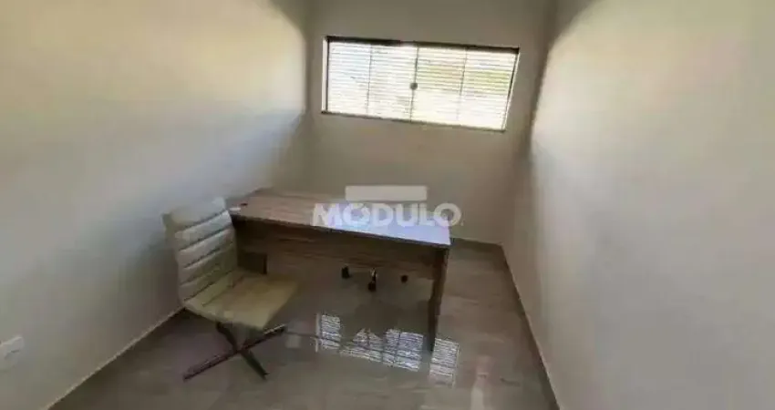 Casa para alugar na Rua Feliciano de Morais, --, Nossa Senhora Aparecida, Uberlândia