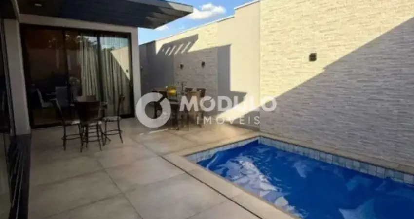 Casa em condomínio disponível para locação no bairro laranjeiras.