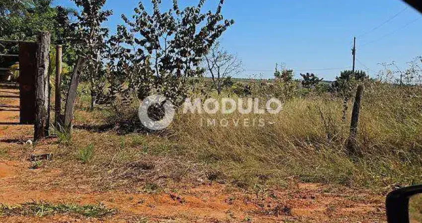 Terreno à venda na Área Rural, --, Miraporanga, Uberlândia
