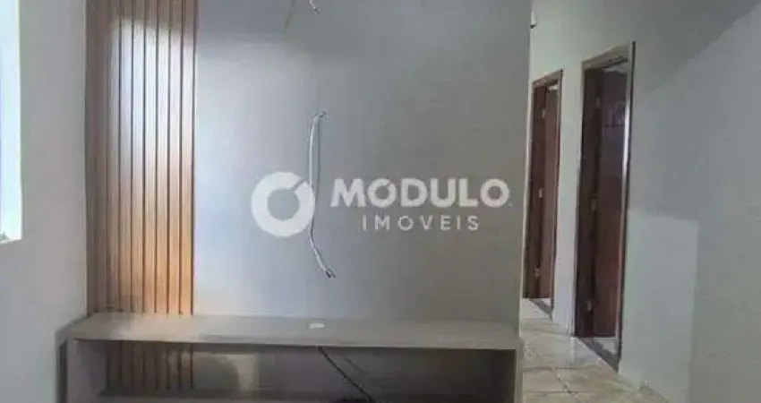 Casa com 3 quartos à venda na Rua Jair Antônio Felipe, --, Aclimação, Uberlândia