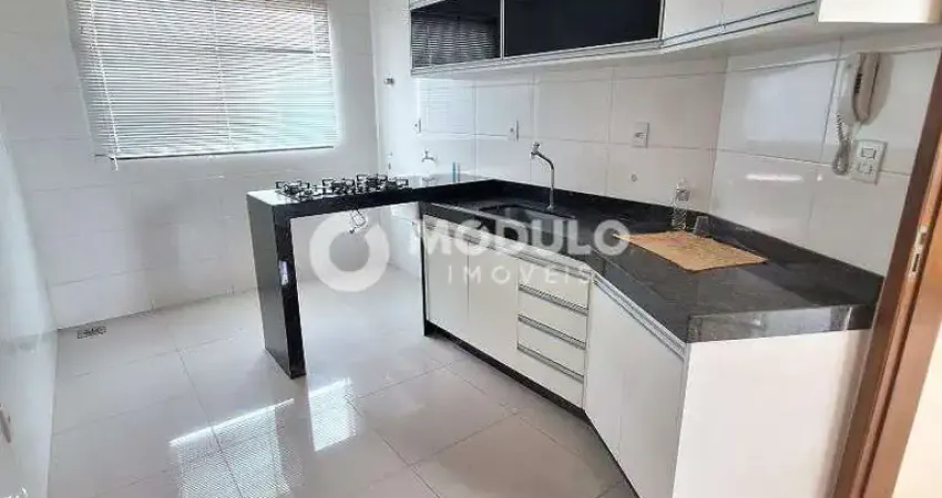 Apartamento com 3 quartos para alugar na Rua Santa Catarina, --, Brasil, Uberlândia