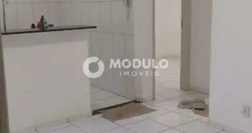 Apartamento com 2 quartos para alugar na Avenida Araguari, --, Martins, Uberlândia