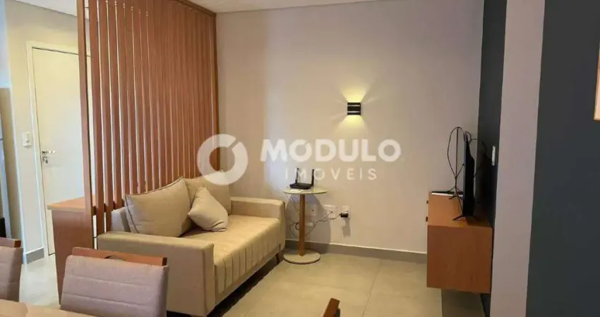 Apartamento com 2 quartos para alugar na Rua Lambari, --, Osvaldo Rezende, Uberlândia
