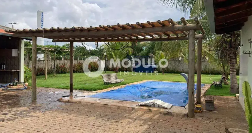 Chácara à venda, 3 quartos, 1 suíte, 2 vagas, area rural de uberlandia - uberlândia/mg