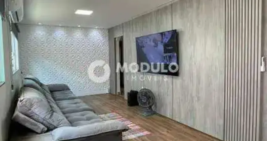 Casa residencial à venda, 3 quartos, 1 suíte, planalto - uberlândia/mg
