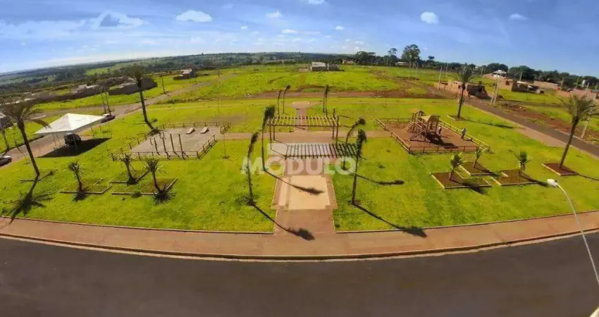 Terreno à venda na Rua Olga Prestes, --, Jardim Ipanema I, Uberlândia