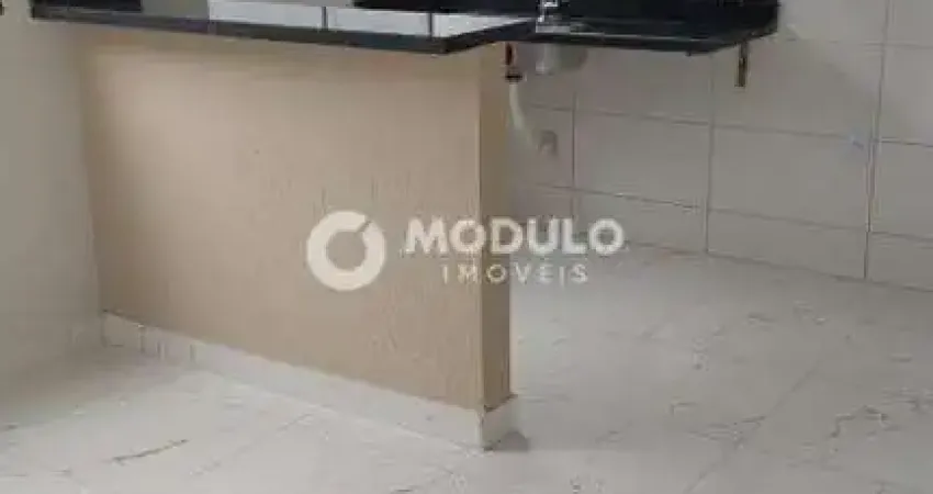 Casa residencial à venda, 2 quartos, 1 suíte, 1 vaga, jardim canaa - uberlândia/mg