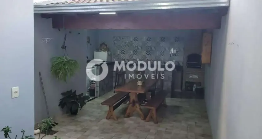 Casa residencial à venda, 2 quartos, 2 vagas, jardim europa - uberlândia/mg