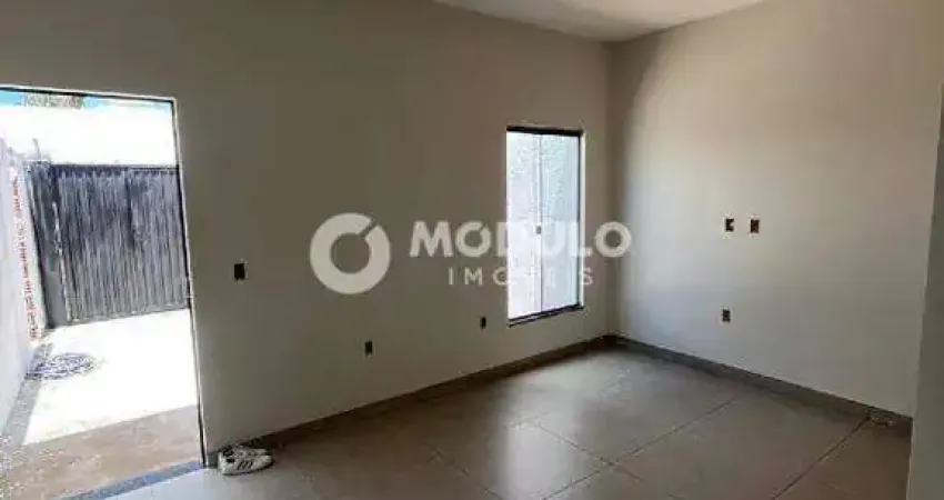 Casa residencial à venda, 2 quartos, 2 vagas, jardim canaa - uberlândia/mg