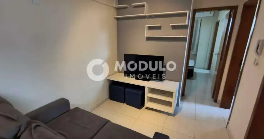 Apartamento mobiliado disponível para locação no bairro tubalina