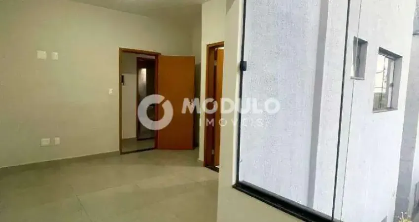 Apartamento à venda, 2 quartos, 1 suíte, 1 vaga, laranjeiras - uberlândia/mg