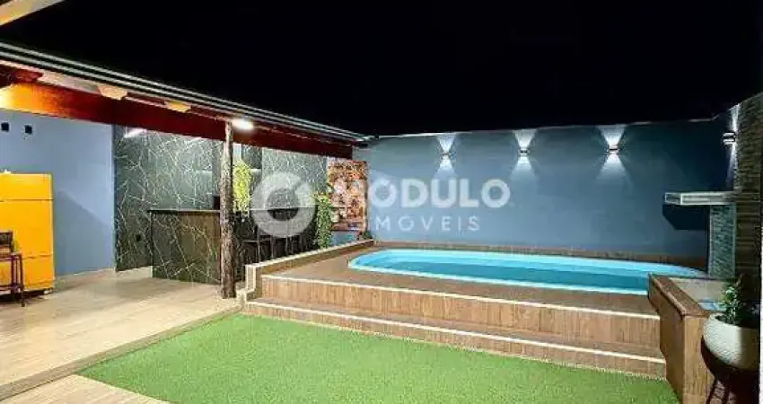 Casa residencial à venda, 3 quartos, 1 suíte, 4 vagas, tocantins - uberlândia/mg