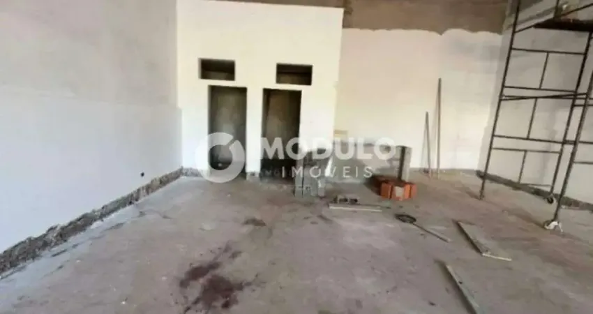 Loja comercial disponivel para locação no bairro morada da colina.