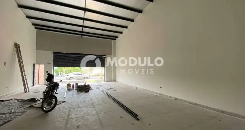 Loja comercial disponivel para locação no bairro Morada da Colina.