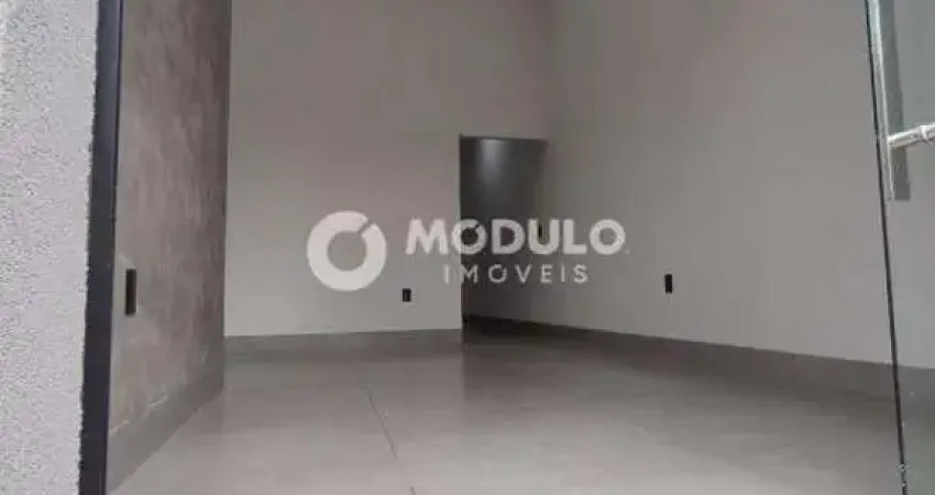 Casa com 3 quartos para alugar na Rua Plutão, --, Jardim Brasília, Uberlândia
