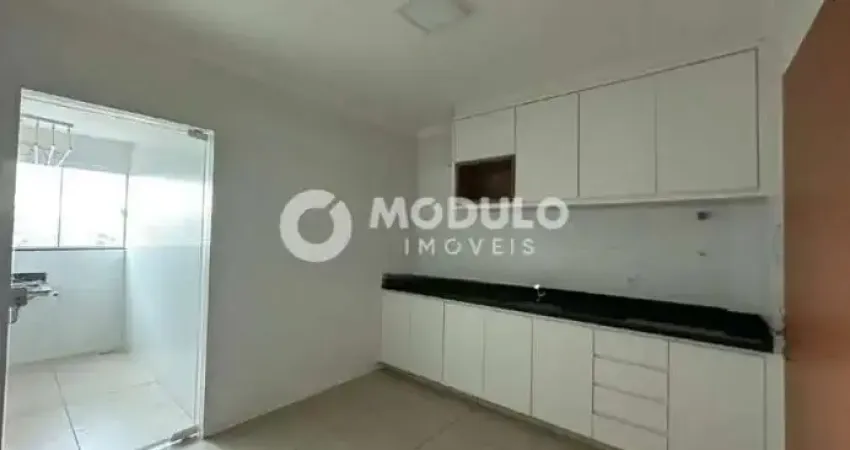 Apartamento com 3 quartos para alugar na Rua Pedro Gustin, --, Tubalina, Uberlândia