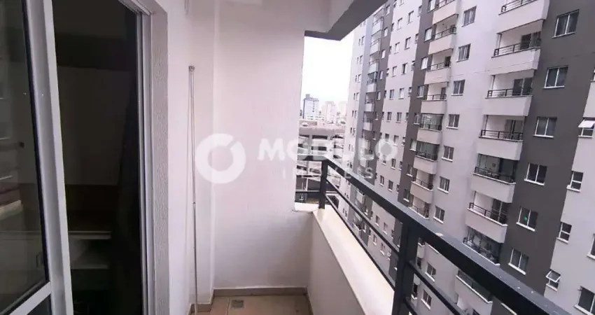 Apartamento com 2 quartos para alugar na Rua Carmo Gifoni, --, Martins, Uberlândia