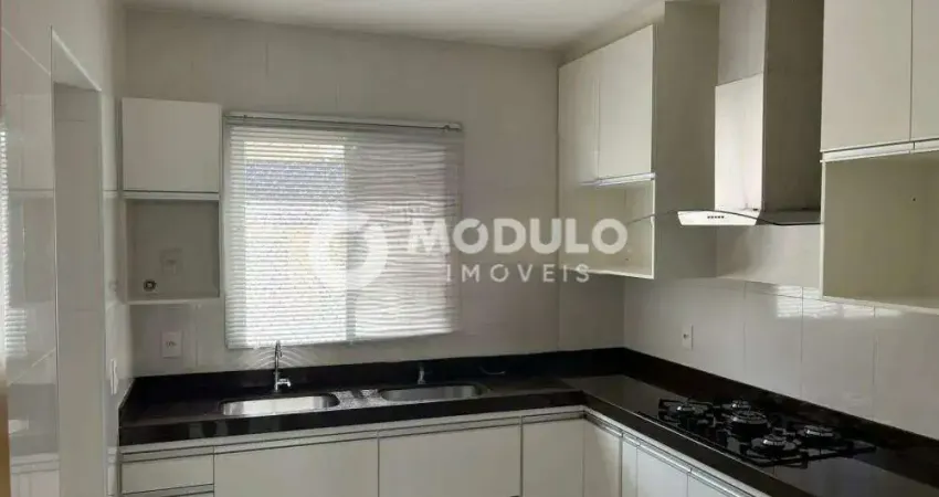Apartamento disponivel para locação no bairro patrimônio.