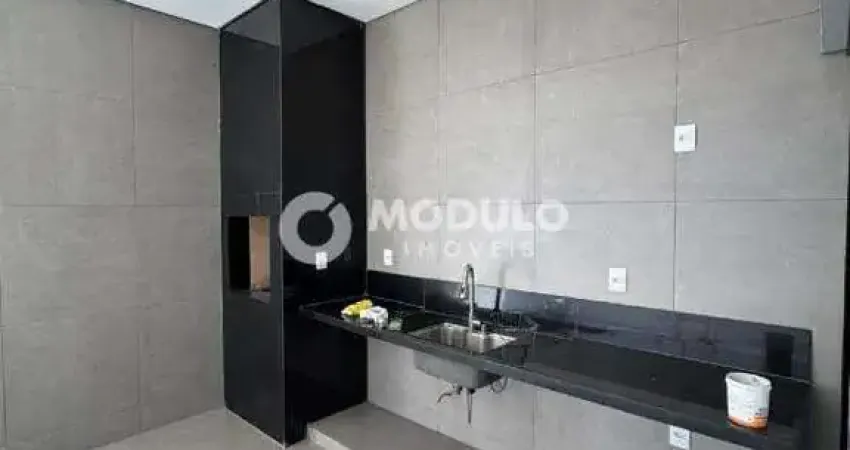 Casa residencial à venda, 3 quartos, 3 suítes, 2 vagas, aclimação - uberlândia/mg