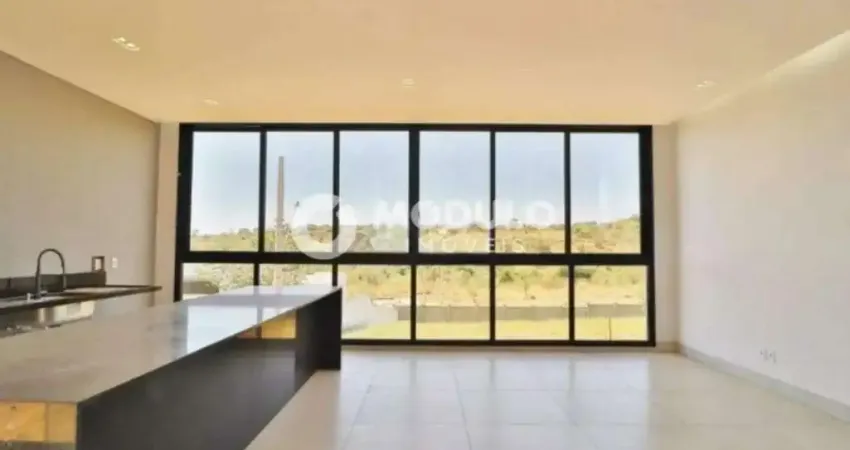 Casa em condomínio disponivel para locação no bairro granja marileusa.