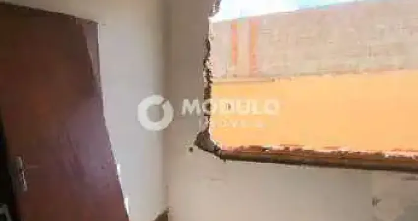 Terreno à venda na Rua Fernando Alves Vieira, --, Presidente Roosevelt, Uberlândia