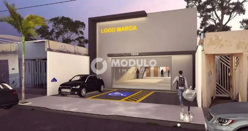 Barracão / Galpão / Depósito para alugar na Avenida Comendador Alexandrino Garcia, --, Marta Helena, Uberlândia