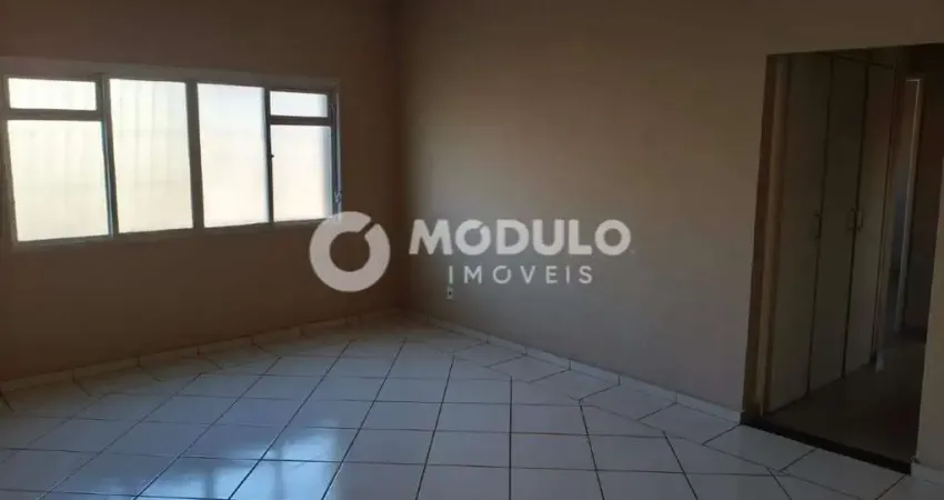 Apartamento à venda, 3 quartos, 1 suíte, 1 vaga, tibery - uberlândia/mg